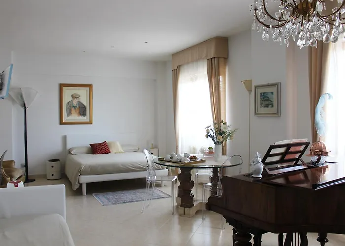 L'attico Del Centro 住宿加早餐酒店